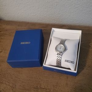Seiko solar powered watch womens